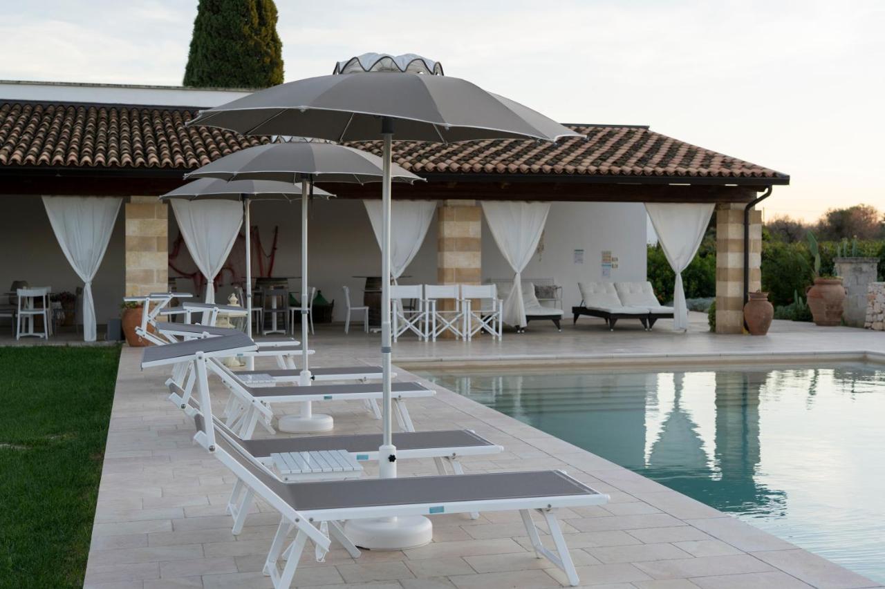 Masseria Tenuta Flora Maria Leverano Exteriör bild