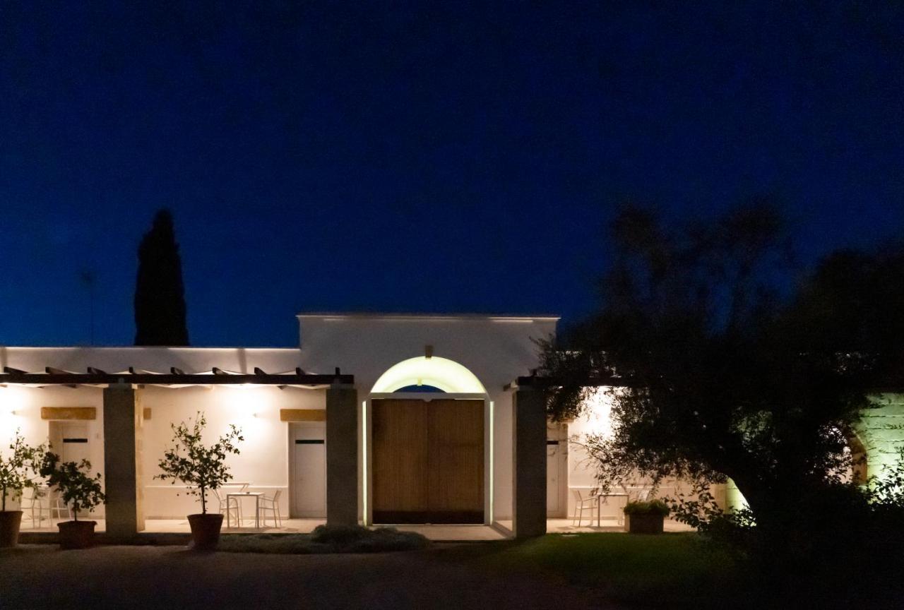 Masseria Tenuta Flora Maria Leverano Exteriör bild