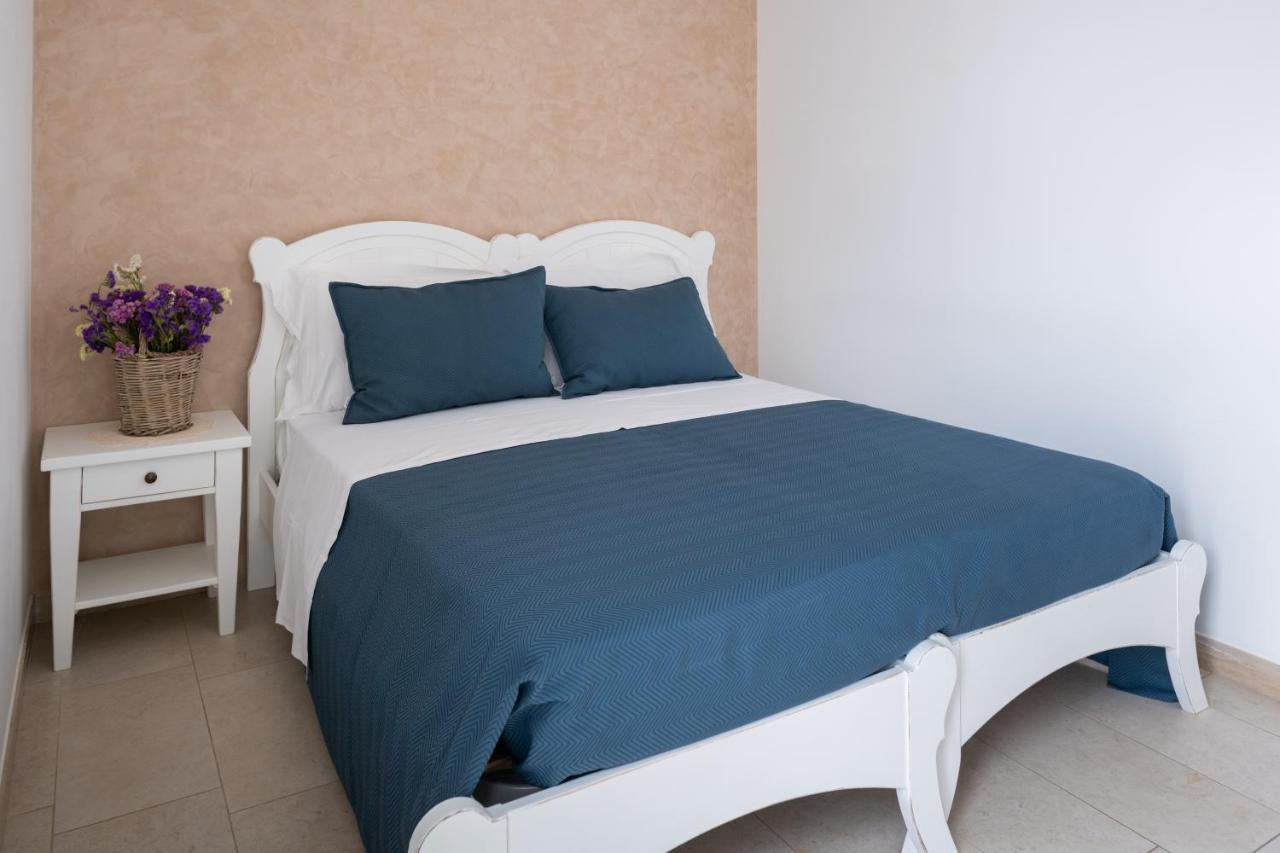 Masseria Tenuta Flora Maria Leverano Exteriör bild