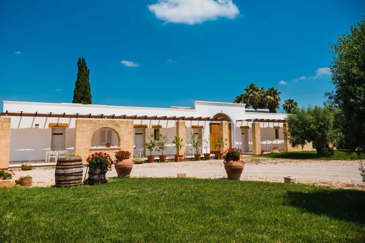Masseria Tenuta Flora Maria Leverano Exteriör bild
