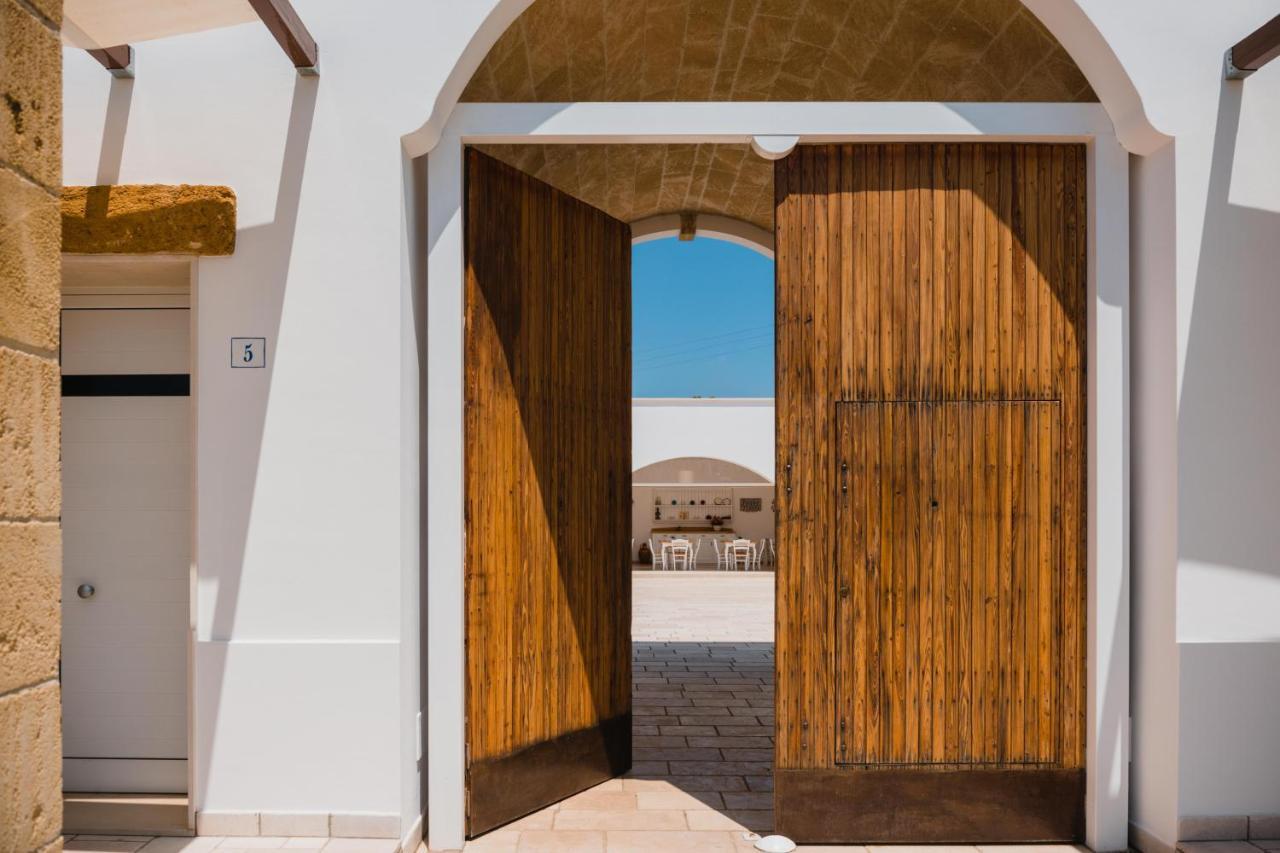 Masseria Tenuta Flora Maria Leverano Exteriör bild