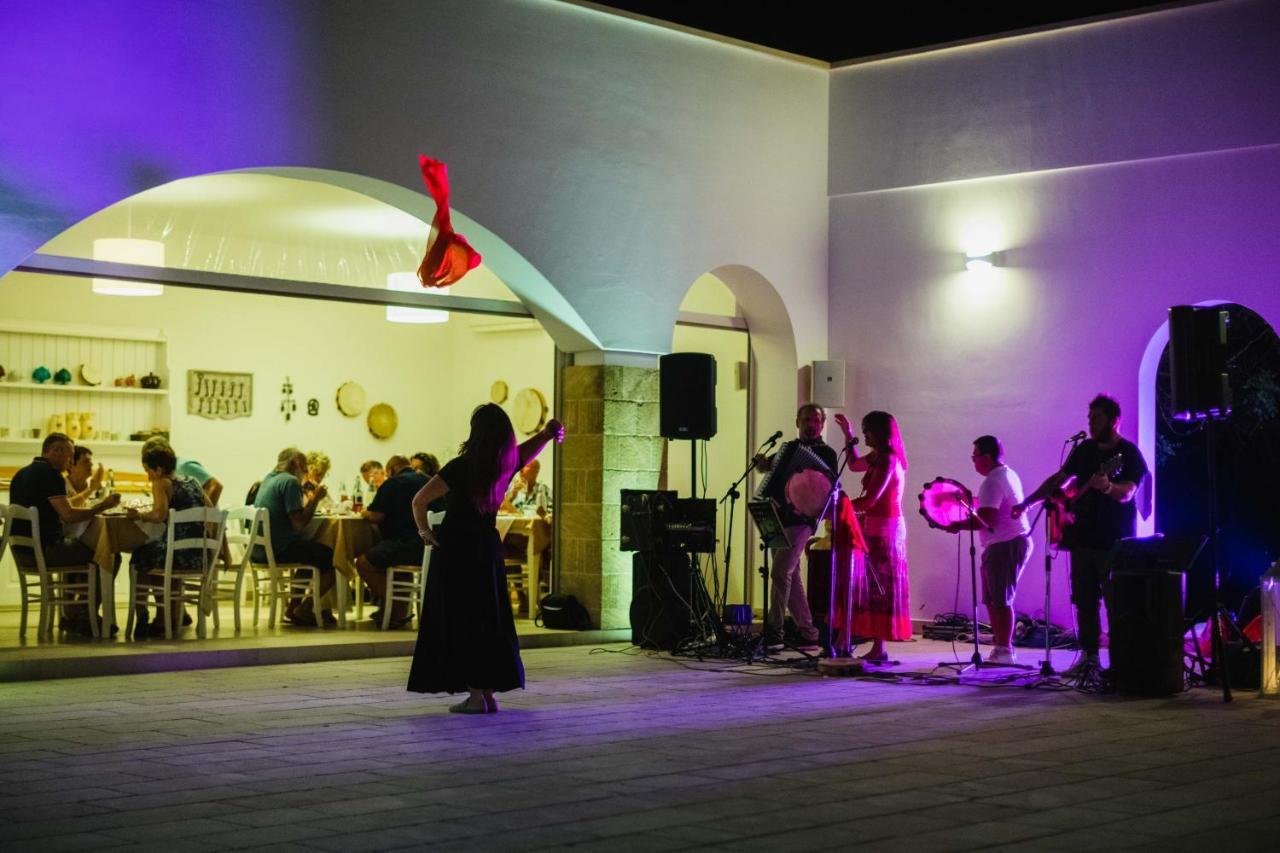 Masseria Tenuta Flora Maria Leverano Exteriör bild